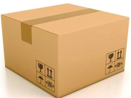 水果(guo)紙箱包(bāo)裝